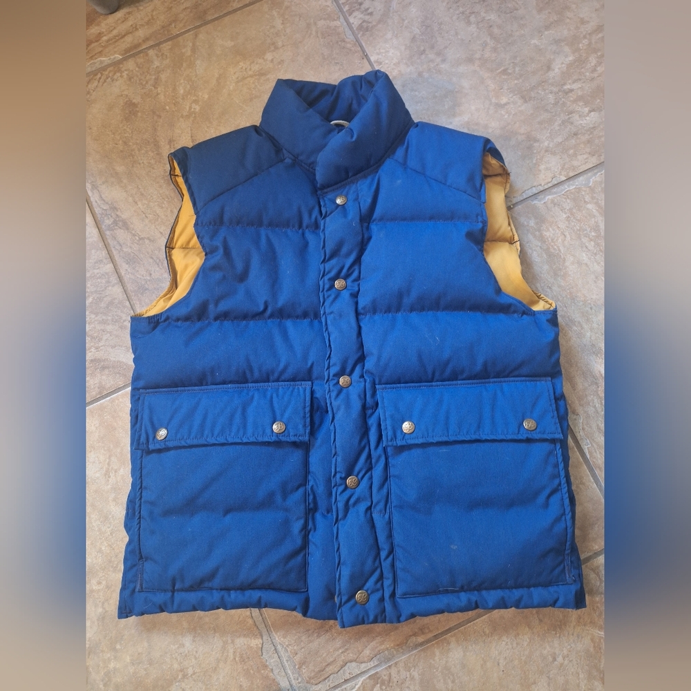 Men's  Vintage Orginal Eddie Bauer Navy Blue Goose Down Puffer Vest Jacket